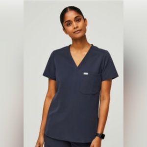 Figs Quiet Navy Catarina Medium